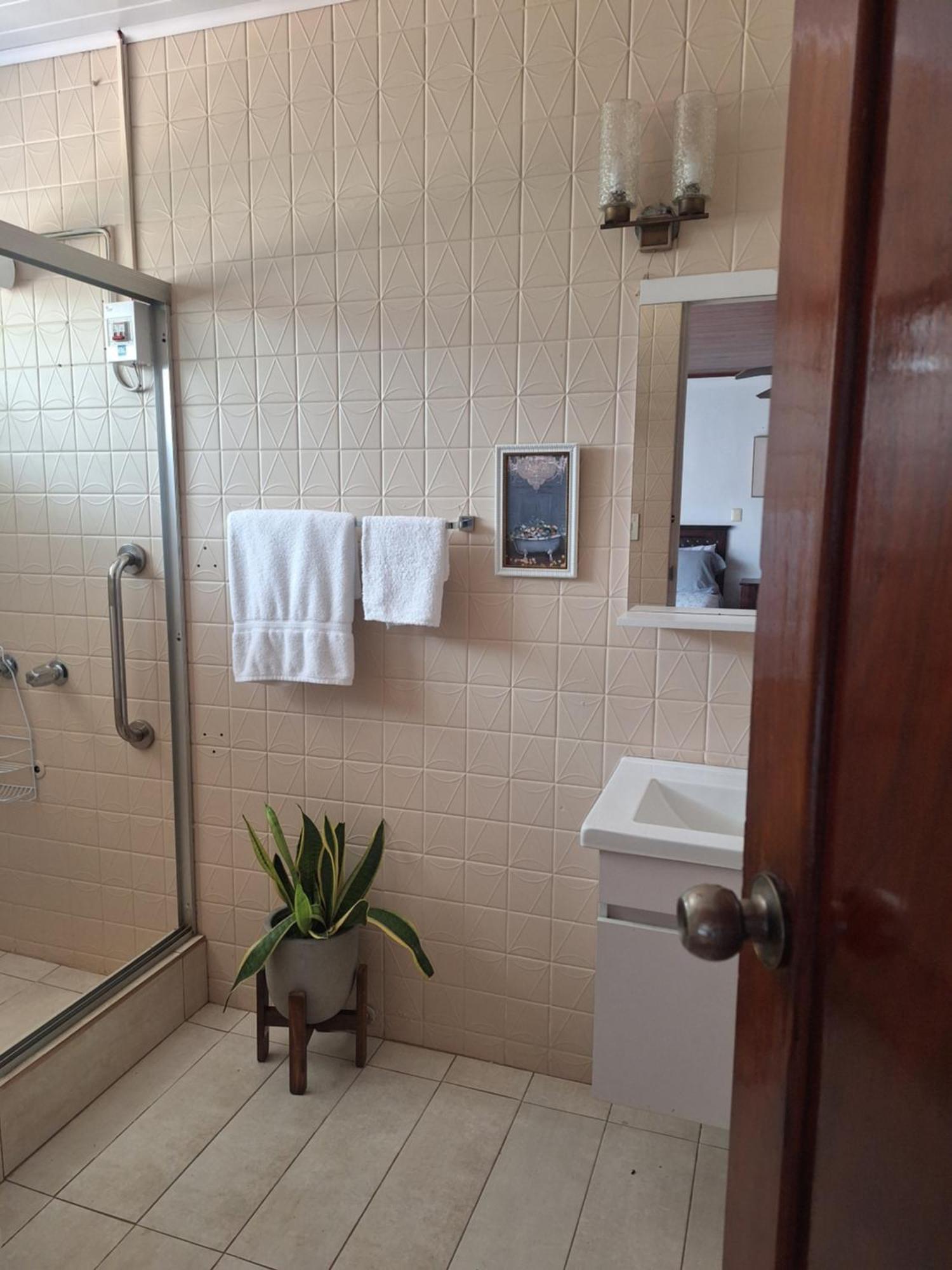 Privatunterkunft Acogedora Y Amplia En La Tropicana
